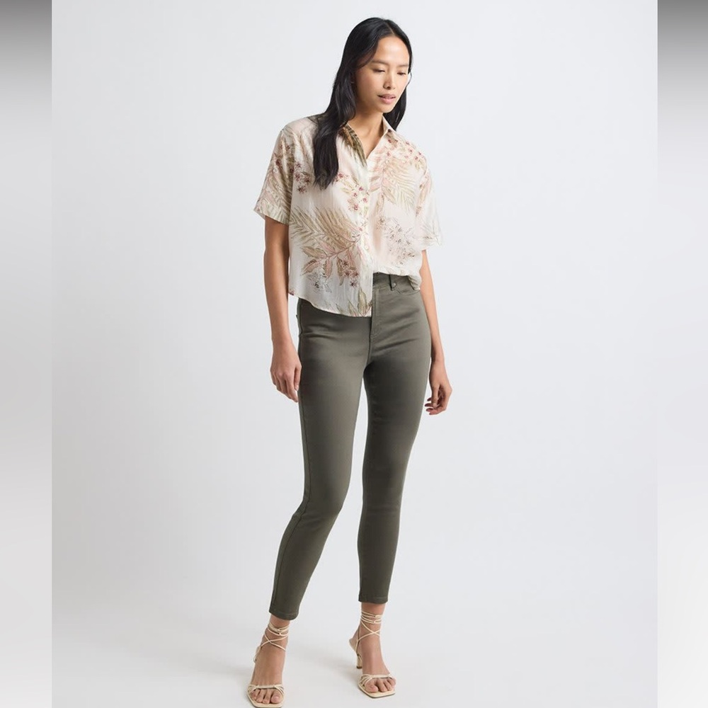 NWT RW&CO. Natalie High Rise Jeggings